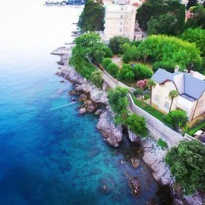 https://villa-santa-maria-opatija.in-istria.net